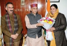 मुख्यमंत्री ने दी राज्यपाल को नव वर्ष की शुभकामनाएं