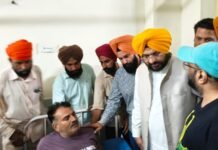 कैबिनेट मंत्री सौंद ने सिविल अस्पताल खन्ना पहुंचकर घायल मनरेगा कर्मचारी का जाना हालचाल