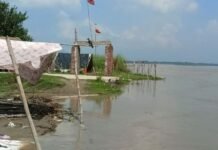 उत्तर प्रदेश में मानसून ने फिर पकड़ा ज़ोर; बारिश से नदियां उफान पर, 45 से ज़्यादा गाँव डूबे, 3 की मौत