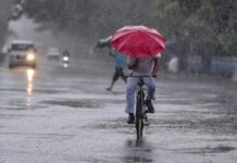 देश के 19 राज्यों में आंधी-तूफान के साथ भारी बारिश की चेतावनी; जानें UP, बिहार और हरियाणा में कैसा रहेगा मौसम