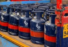 LPG Cylinder Price Today: आम लोगों के लिए राहत की खबर, कमर्शियल LPG हुई सस्ती, जानें ताजा रेट