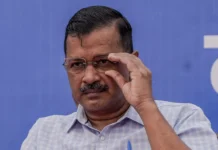 अरविंद केजरीवाल और उनके परिवार को मिले SIR नोटिस; AAP ने EC हर साधा निशाना, कहा, ‘यह कैसे संभव है?’