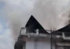 Delhi Fire: दिल्ली के स्वरूप नगर में एक फैक्ट्री में लगी आग, पास की इमारत में अफ़रा-तफ़री, कूदने से महिलाओं और बच्चों समेत छह 6 लोग घायल