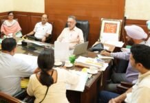 पंजाब राज्य मानसिक स्वास्थ्य प्राधिकरण की समीक्षा बैठक हुई; स्वास्थ्य मंत्री डॉ. बलबीर सिंह ने अधिकार-आधारित मानसिक स्वास्थ्य देखभाल के लिए रूप-रेखा तैयार की