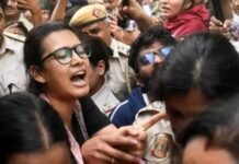 दिल्ली पुलिस पर तीन महिला पत्रकारों के साथ दुर्व्यवहार करने का आरोप, क्राइम ब्रांच करेगी मामले की जांच