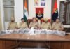 नशा और हथियार तस्करी नेटवर्क से जुड़े तीन व्यक्ति गिरफ्तार; 10 पिस्तौल, 1 किलो हेरोइन बरामद