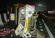 महाराष्ट्र में ट्रक और पिकअप की भीषण टक्कर; 7 लोगों की मौत
